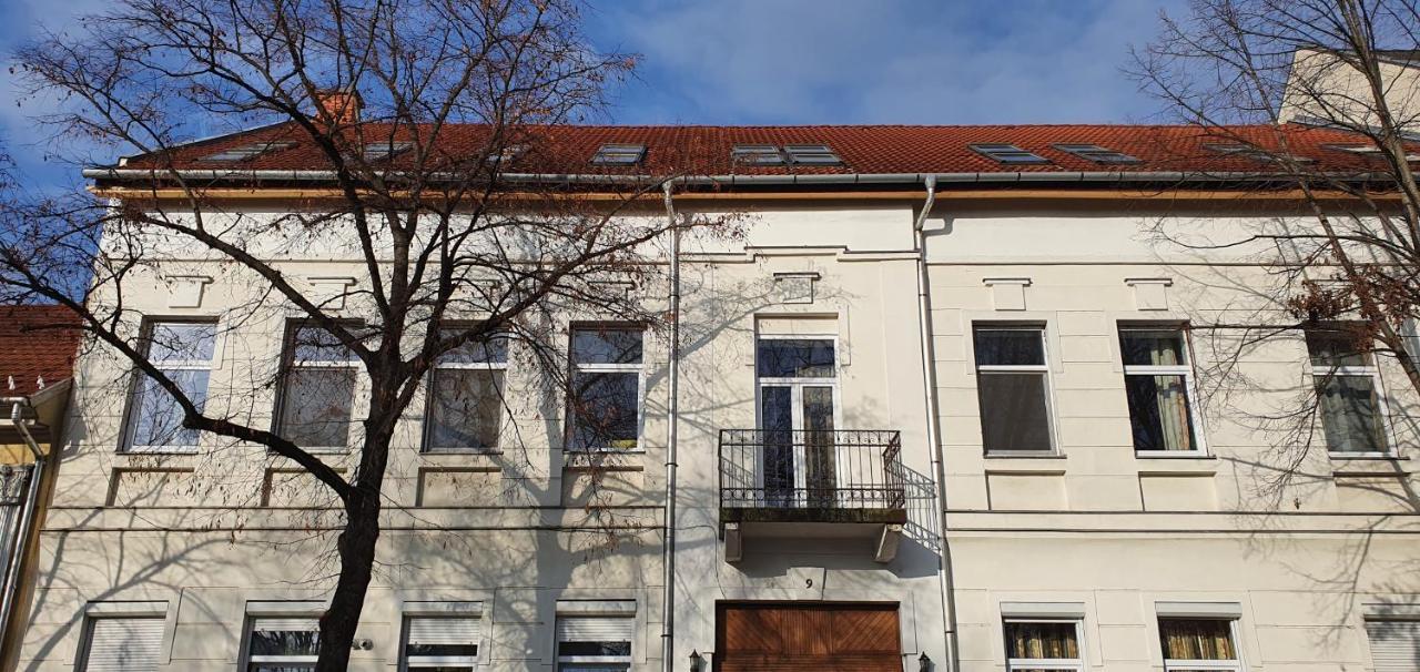Romzsa Todor Kollegium Hostel Seghedin Exterior foto