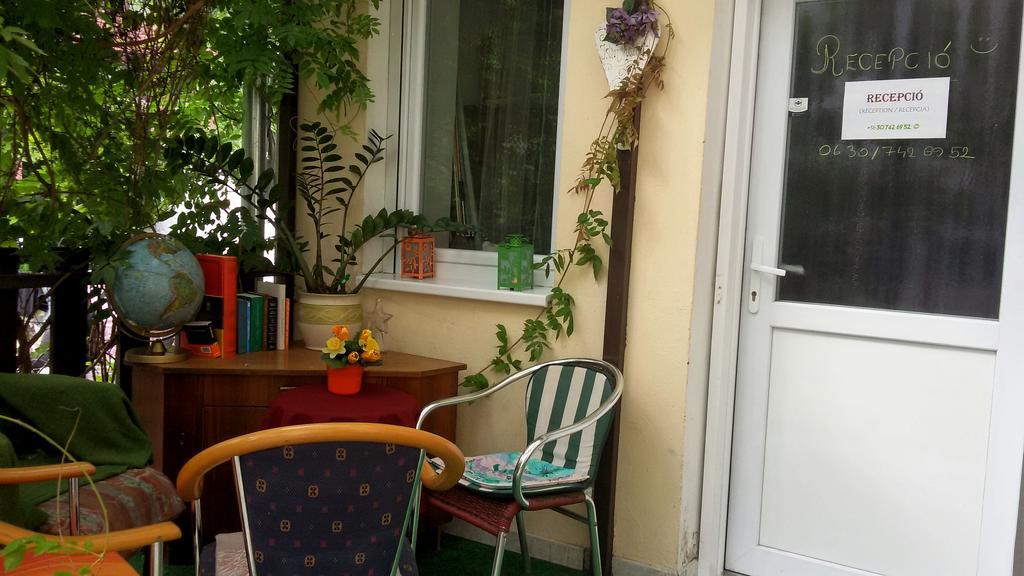 Romzsa Todor Kollegium Hostel Seghedin Exterior foto
